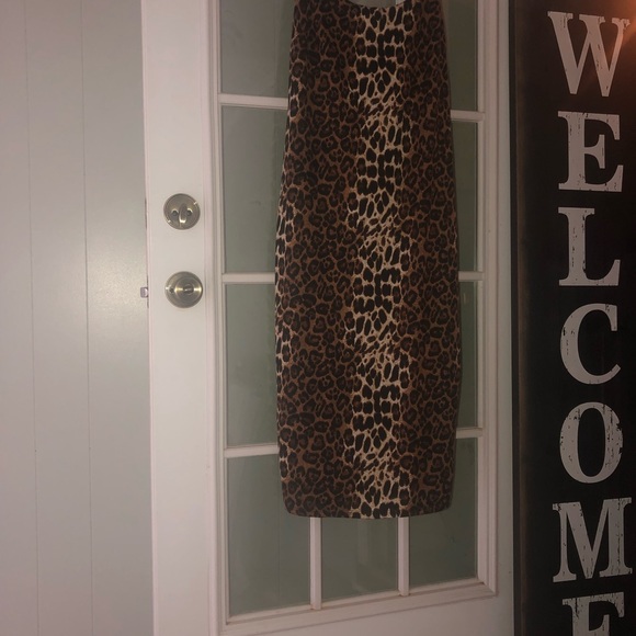 Fashion nova leopard body con dress - Picture 2 of 8